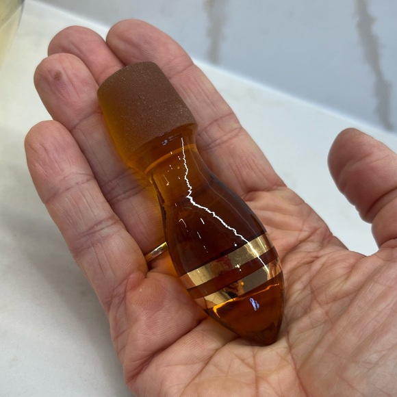 Vintage Bohemian Czech Amber Glass Decanter with Gold Bands and Stopper MCM - Picture 4 of 4